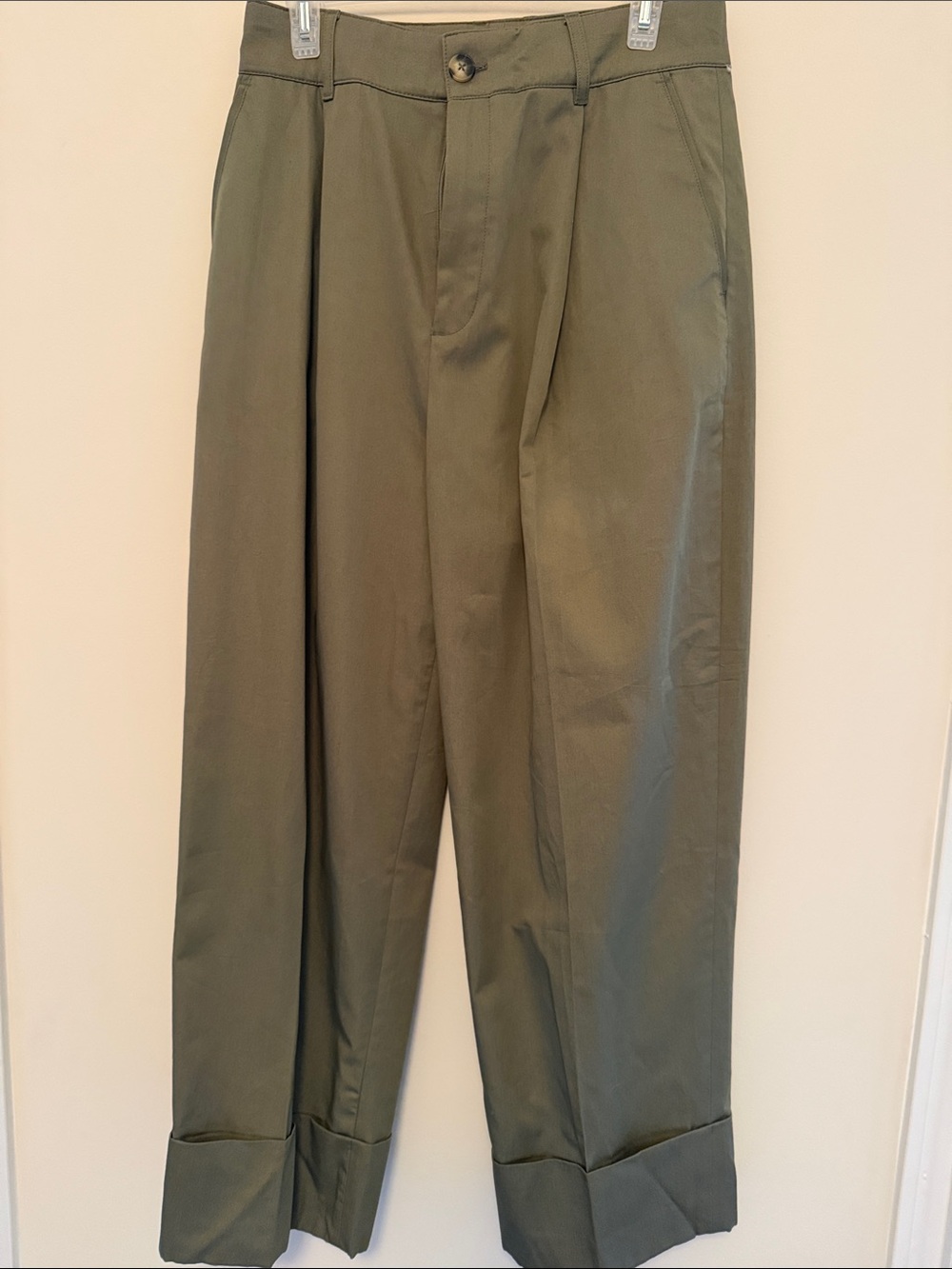 Club Monaco Olive Green Cuffed Chino Wide leg Pants